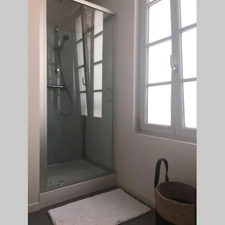 Appartement Cosy Cormicy Apartment *